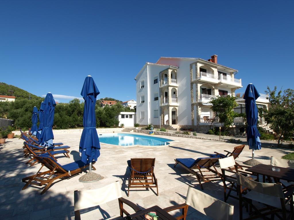 Apartment Olga Rab Town